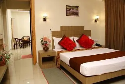 Royal Riviera Hotel Kumarakom Resort